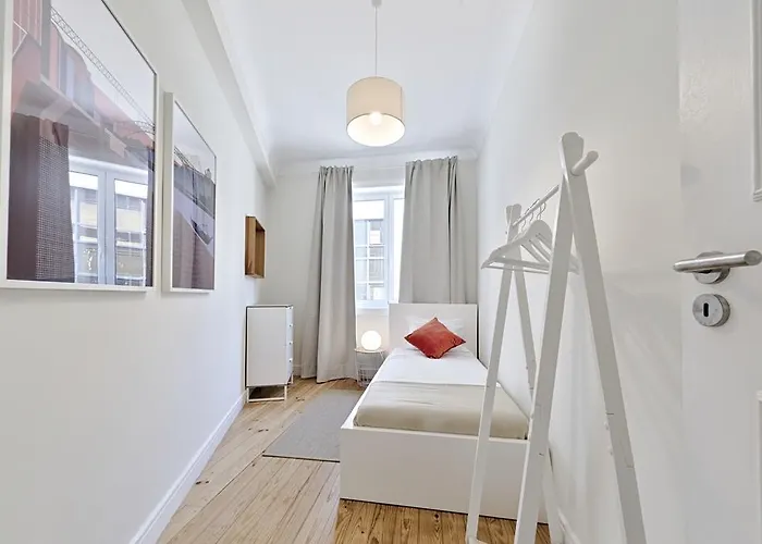 Sleep In Centre Апартаменты *